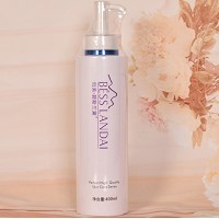 碧斯兰黛 菁润柔肤洁面乳400ml 质地细腻，温和清洁毛孔、污垢